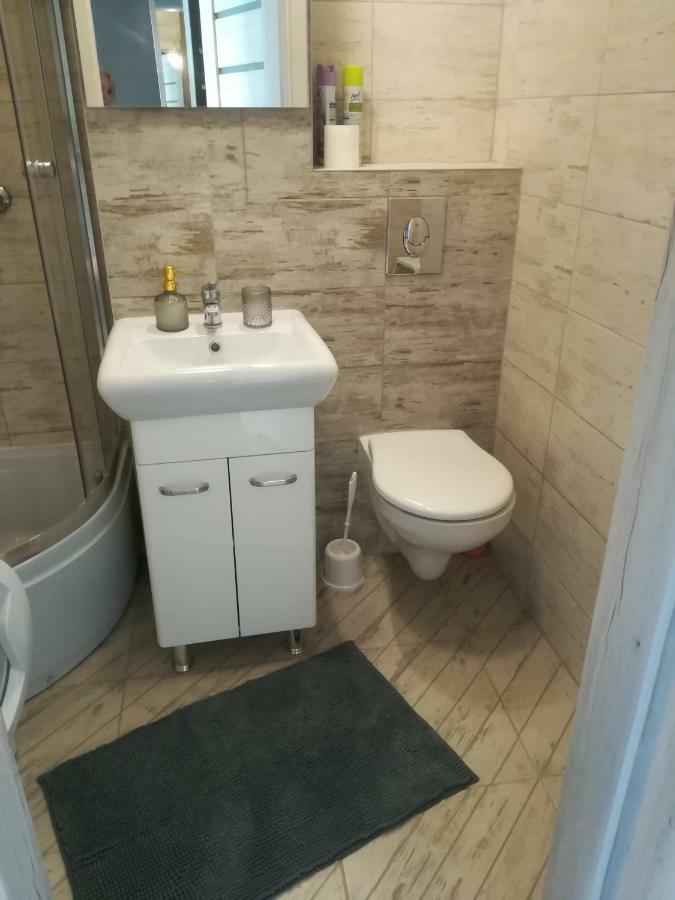 Apartament Centrum Chmielna Варшава Екстериор снимка